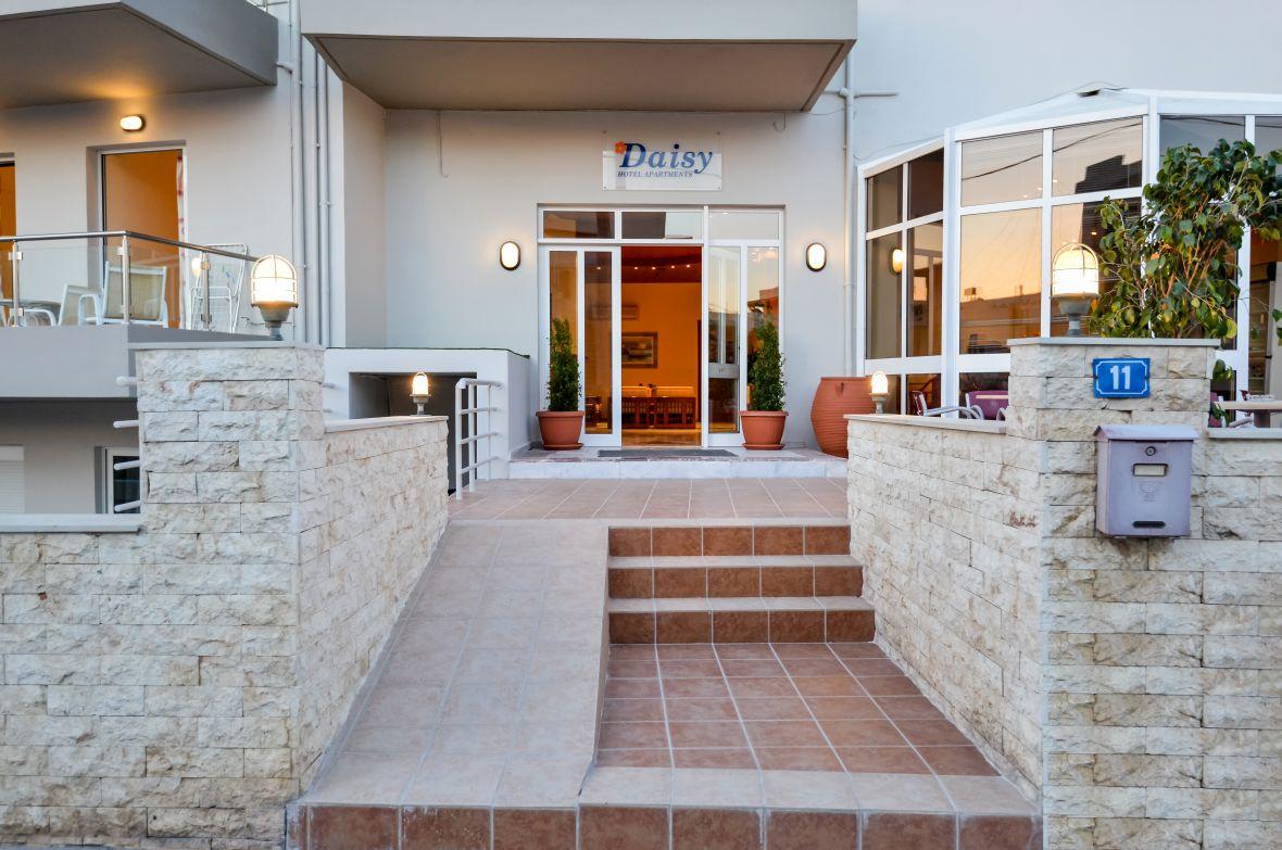Daisy Hotel Apartments 罗希姆诺 外观 照片
