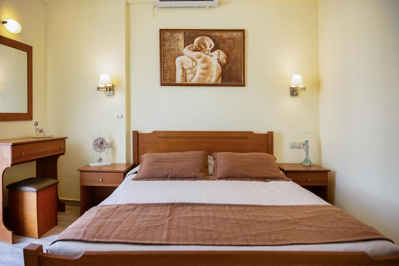 Daisy Hotel Apartments 罗希姆诺 外观 照片