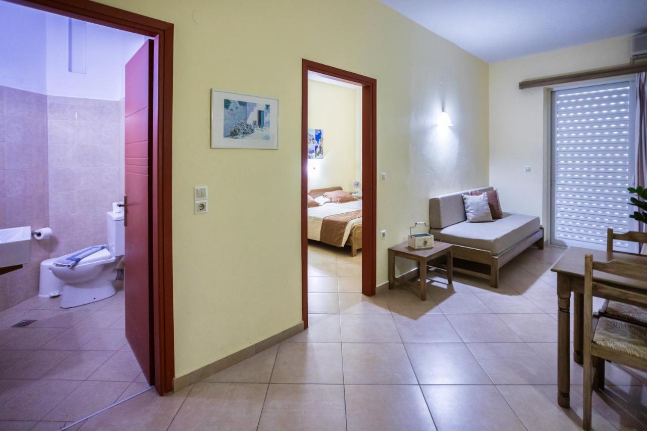 Daisy Hotel Apartments 罗希姆诺 外观 照片