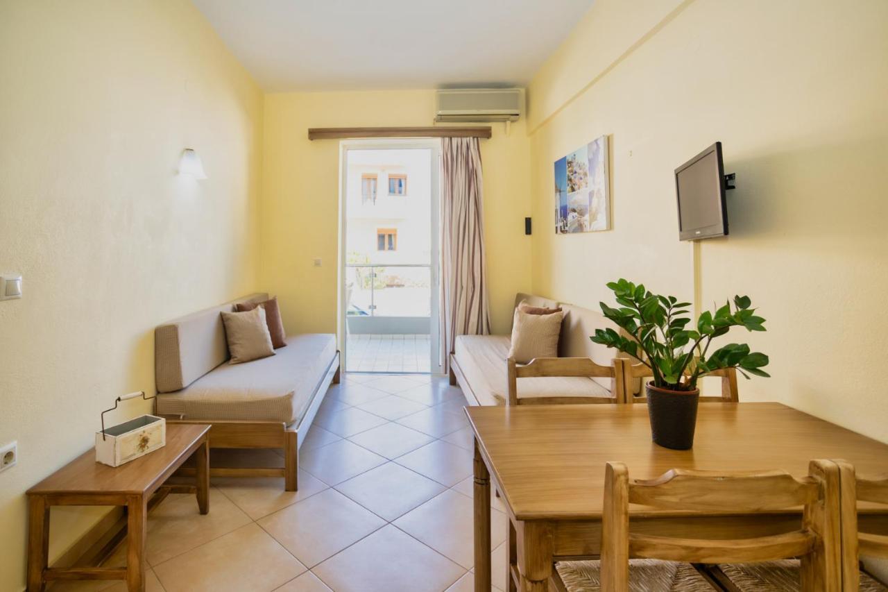 Daisy Hotel Apartments 罗希姆诺 外观 照片