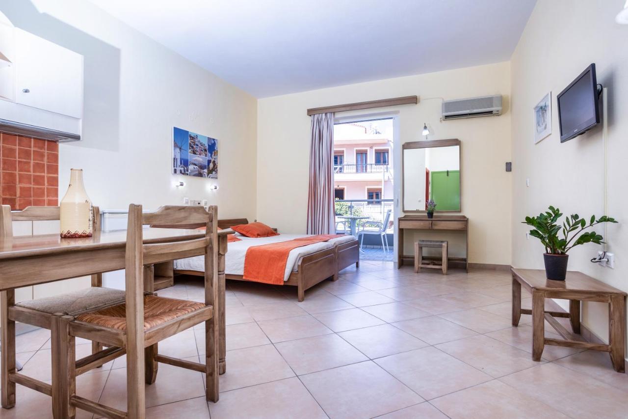 Daisy Hotel Apartments 罗希姆诺 外观 照片