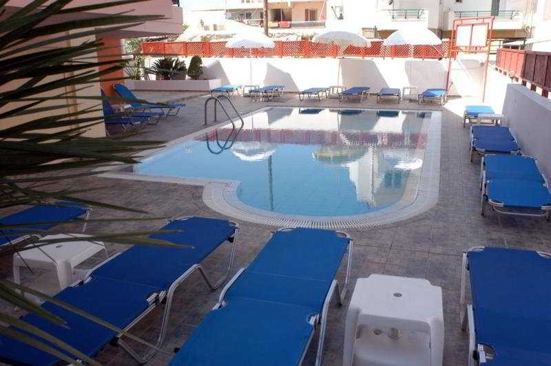 Daisy Hotel Apartments 罗希姆诺 外观 照片